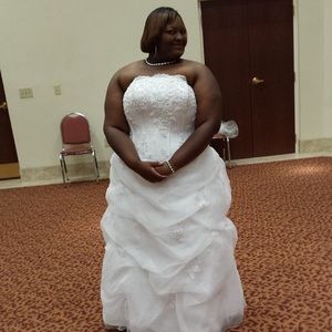 Wedding dress